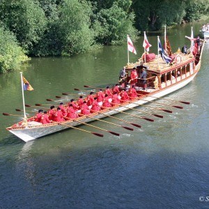 Aerial view of Gloriana crew