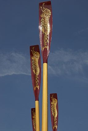 The masterfully painted spoons on Gloriana's oars