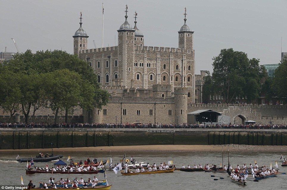 HM Tower of London & flotilla 3