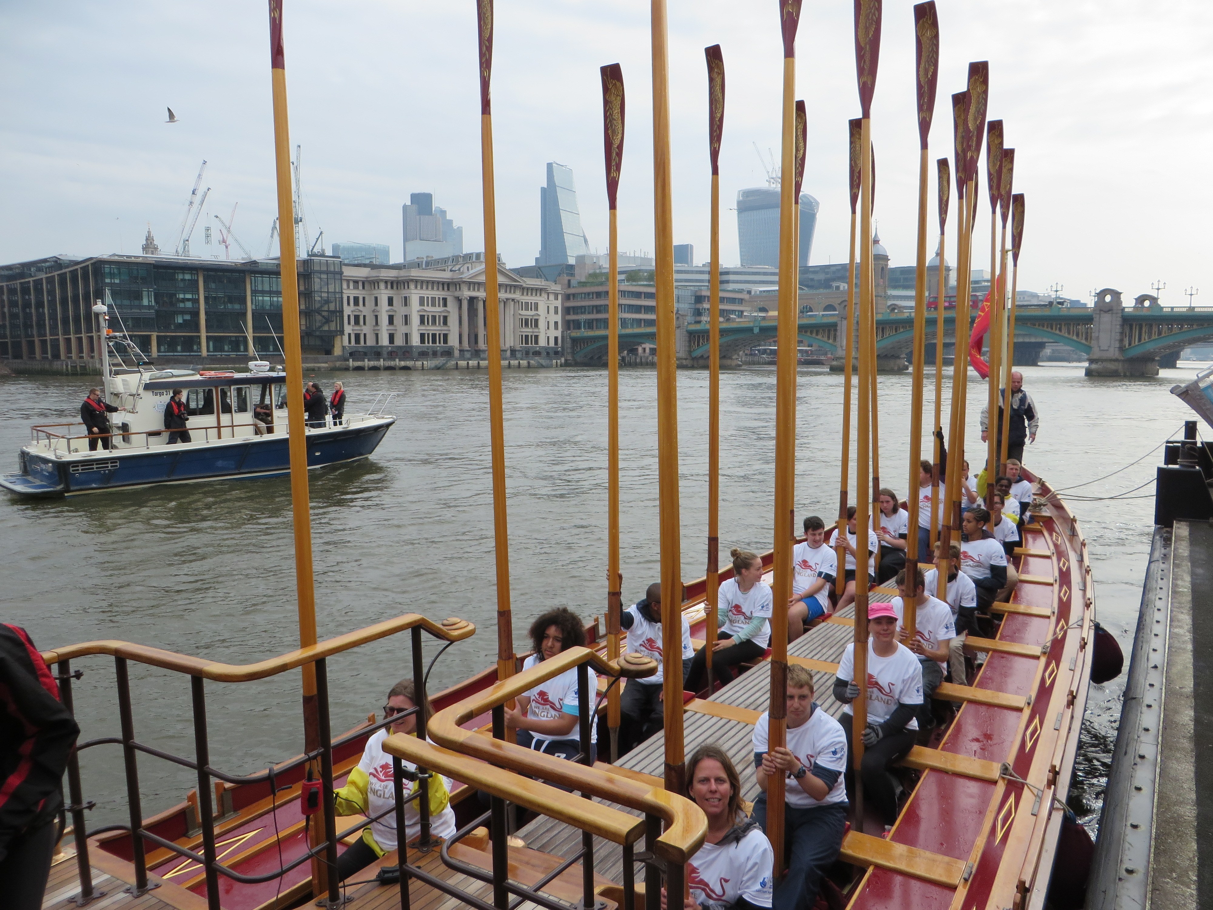 Commonwealth Baton Crew Oars Up!