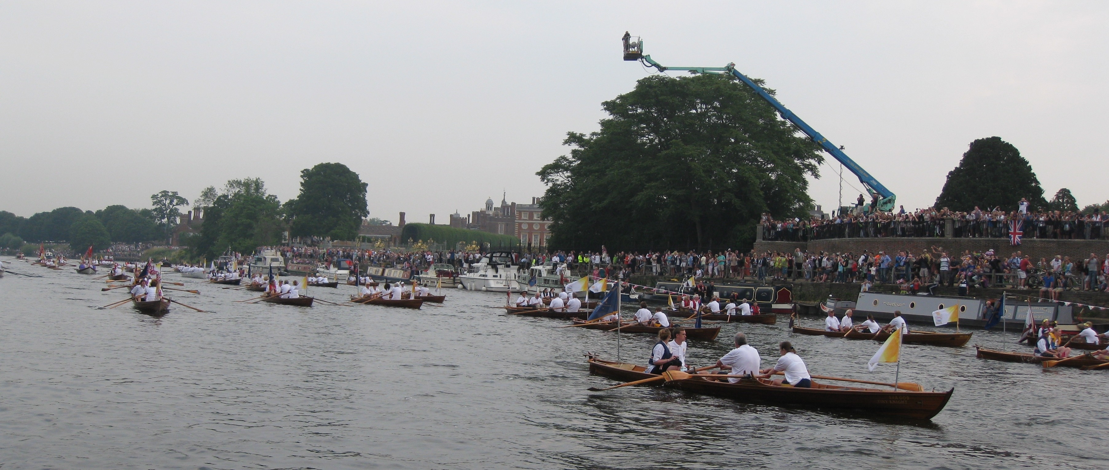 The Hampton Court Palace crowds wave goodbye