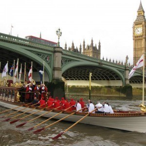 Gloriana transports the Lord Mayor past the Palace of Westminster