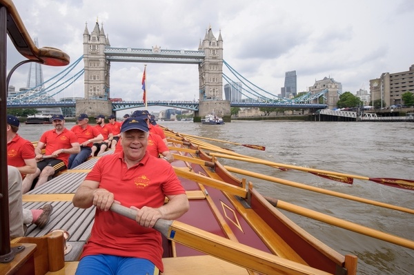 Chris Cully, Rower