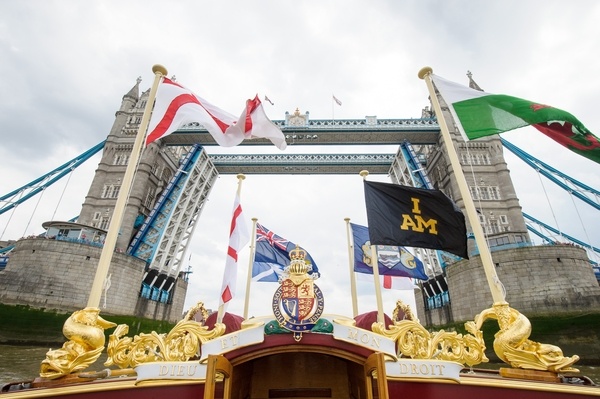 Chris Cully, Rower MV Gloriana rows up the Thames as part of HM The Queen's 90th Birthday celbrations